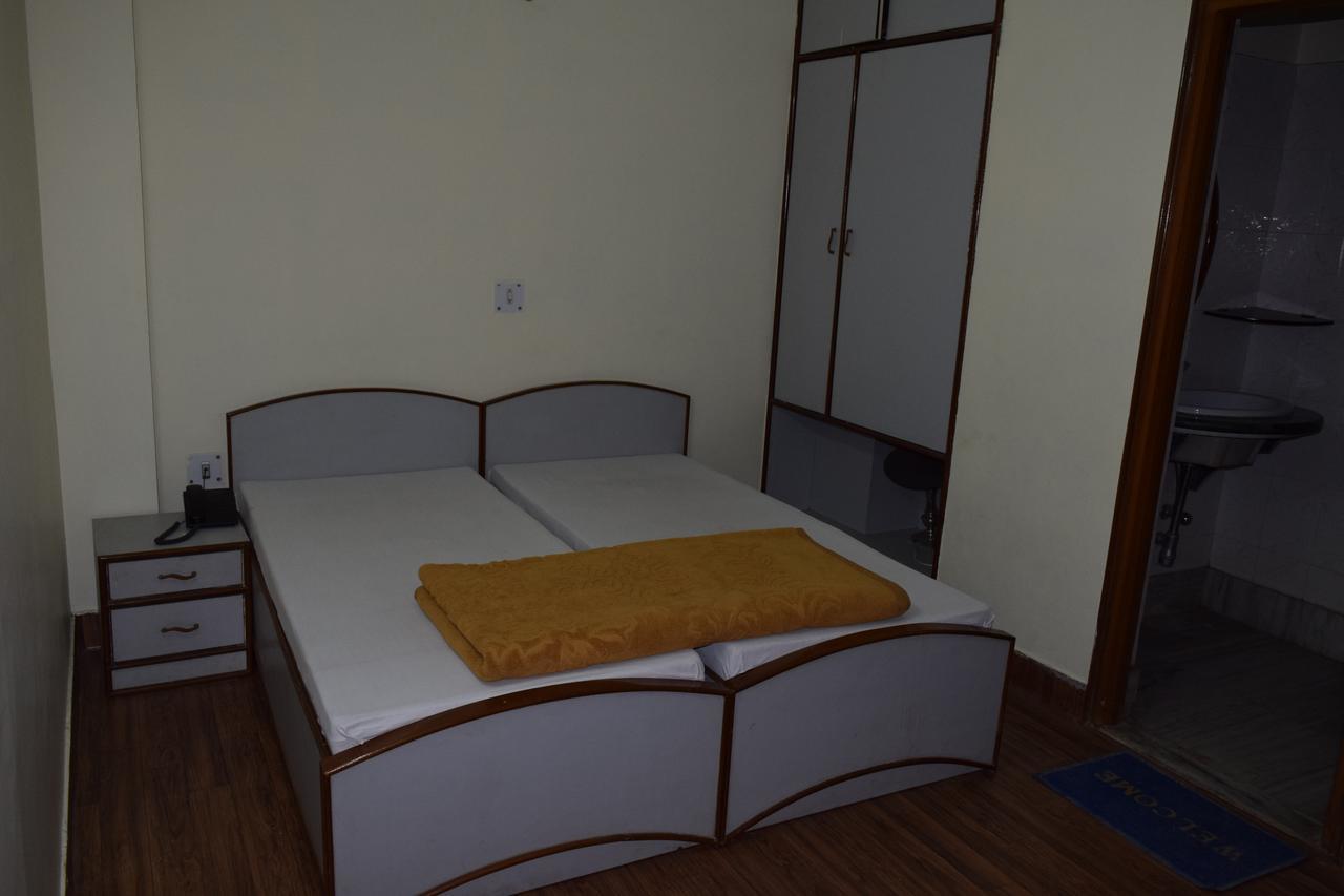 Hotel Raj Palace Rishikesh Exterior photo